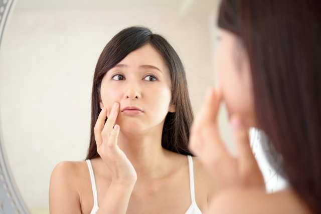 定期メンテナンスで叶える、たるみにくいお肌作り