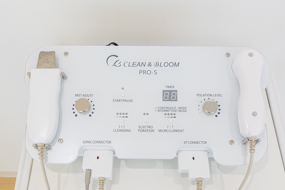 超音波イオン導入器 CLEAN & BLOOM PRO-S